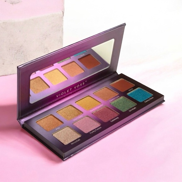 Violet Voss Disco Drip Eye Shadow Palette - Picture 3 of 3